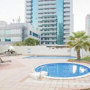 Luxury In Marina Apartman